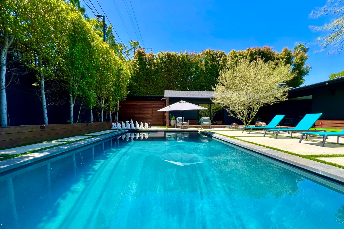 Heated Pool & Spa, BBQ, Pool Table, Games, Private