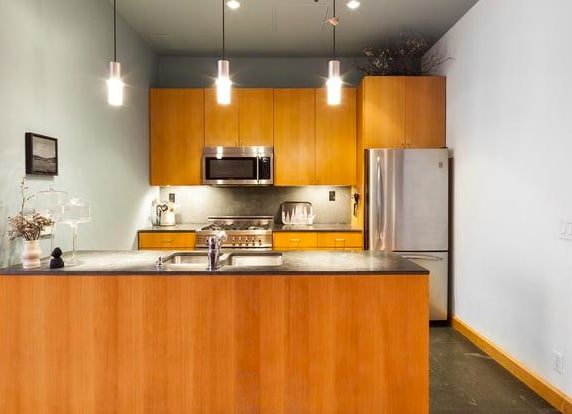 The Crosby Loft: Rare, elegant, spacious w sauna gallery image 5