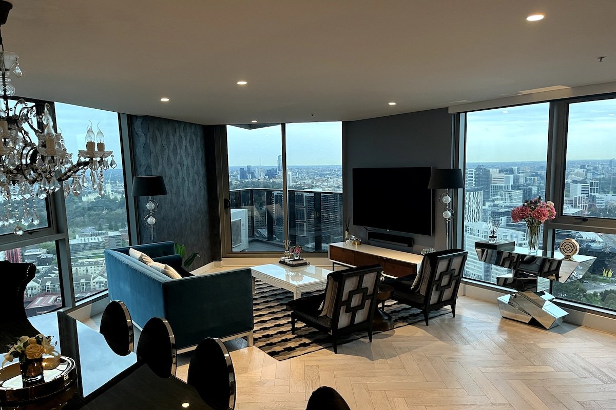 Premium Penthouse! gallery image 3