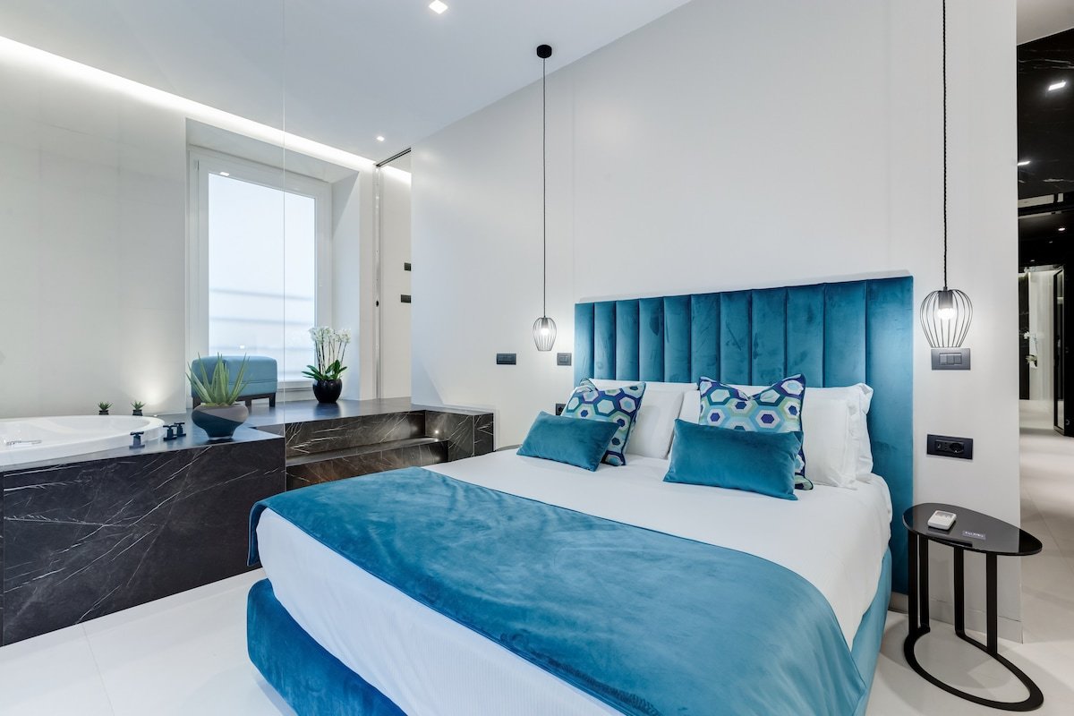 Via Veneto – Spanish Steps -Roma Luma Suite 29 gallery image 5