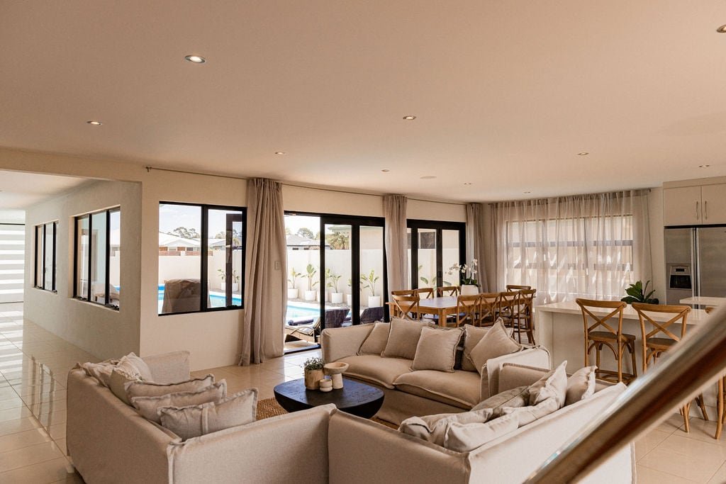 Heated magnesium pool, MTB, family & dog friendly gallery image 4