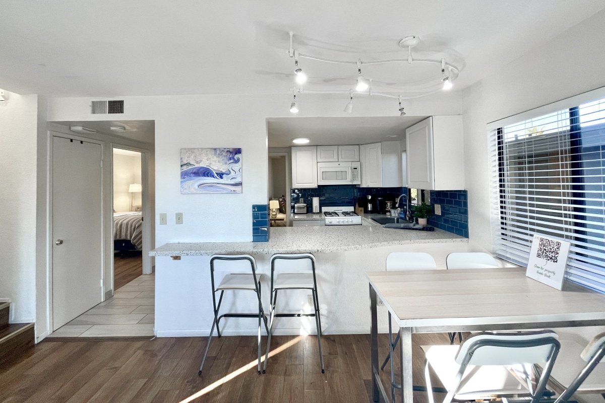 Better Together! Mermaid Cove And Tritons Castle! gallery image 3