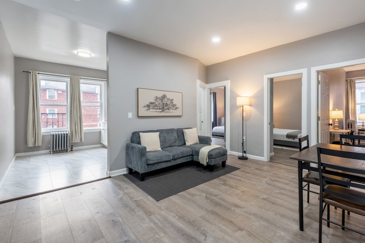 2 Fully Furnished Apartments gallery image 2