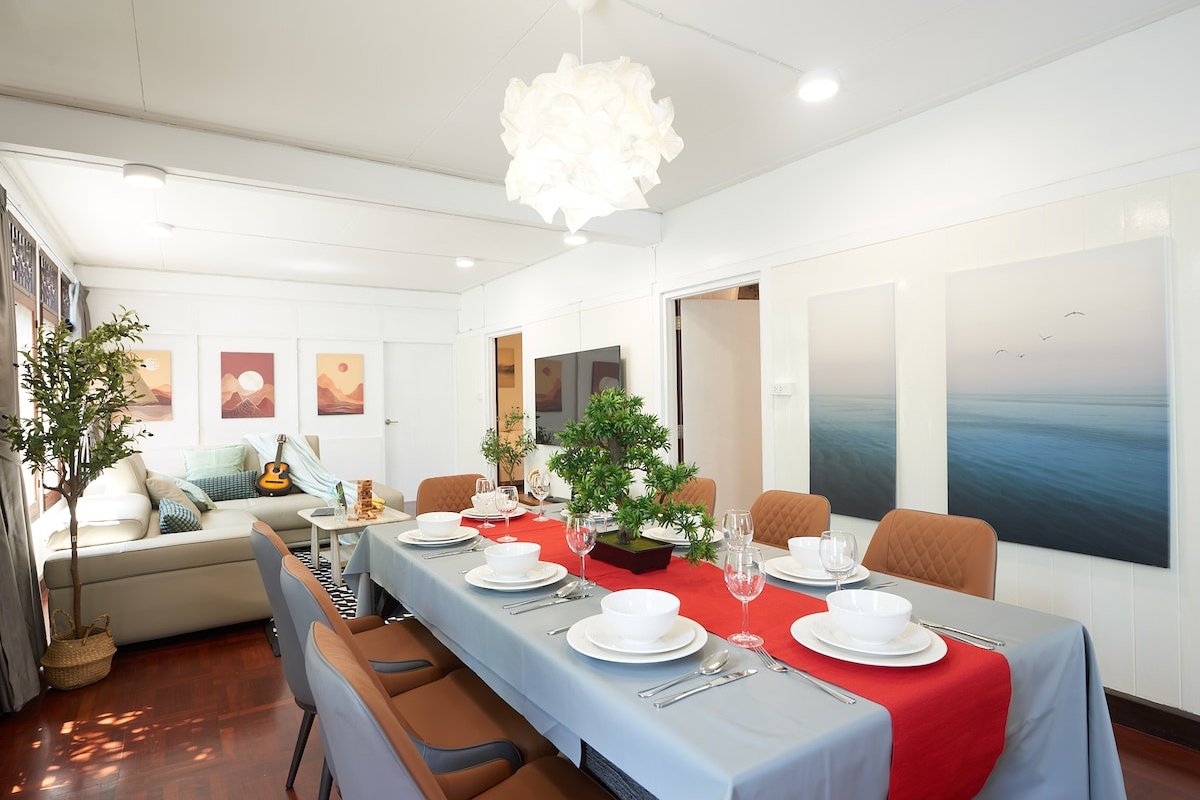 New Luxury Penthouse very close BTS Ekamai gallery image 4