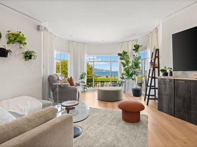 Stunning views, top location, clean, safe