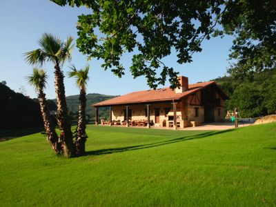 Amazing Country House by the Butron River, Plencia