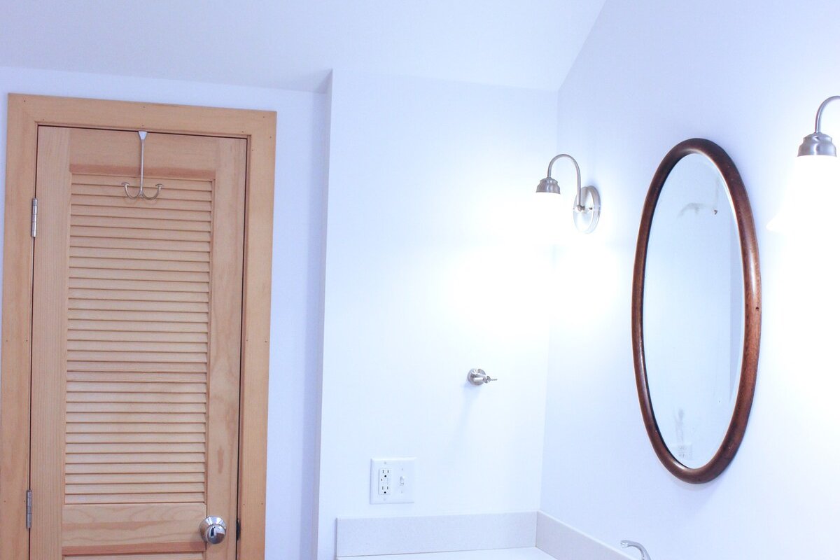 Peaceful Family-Friendly 4 Bedroom on Beacon Hill gallery image 5