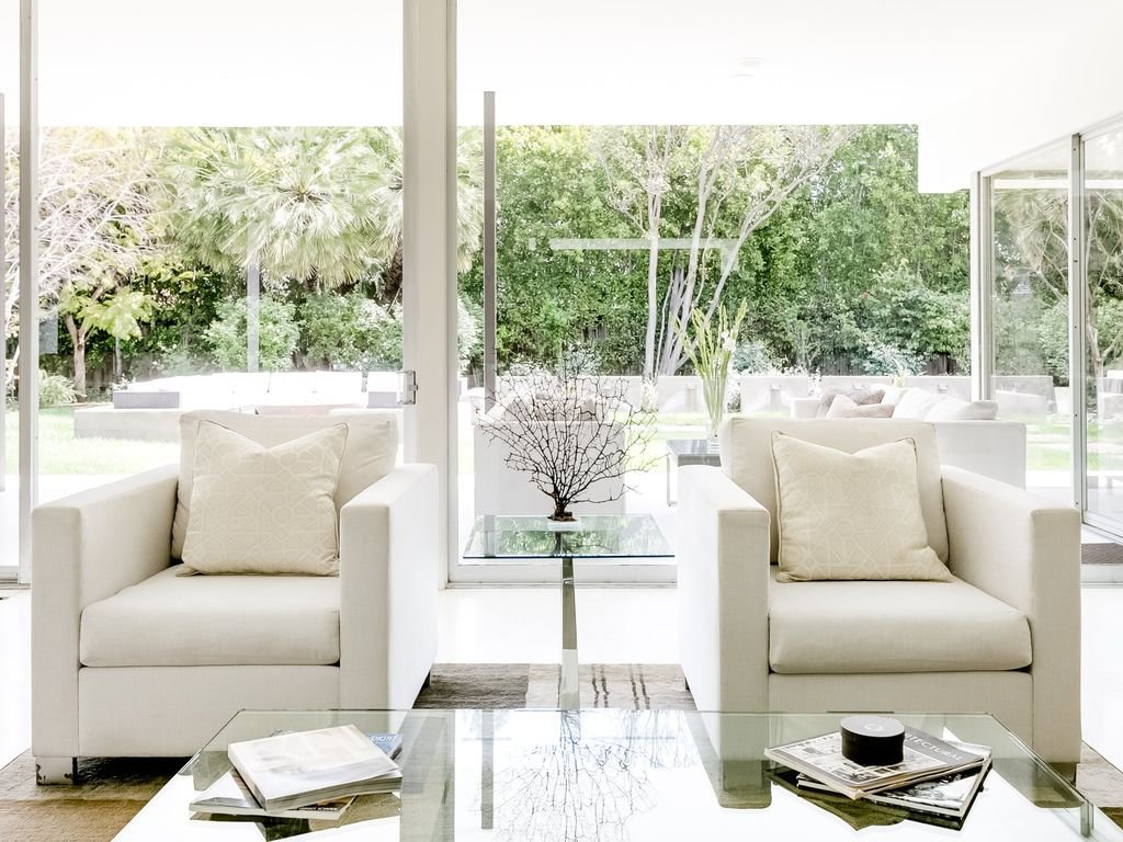 Contemporary Masterpiece Walls of Glass gallery image 5