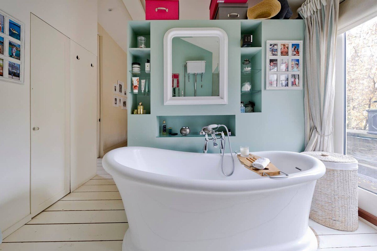 Delightful 3-Bed family home, Bayswater gallery image 5