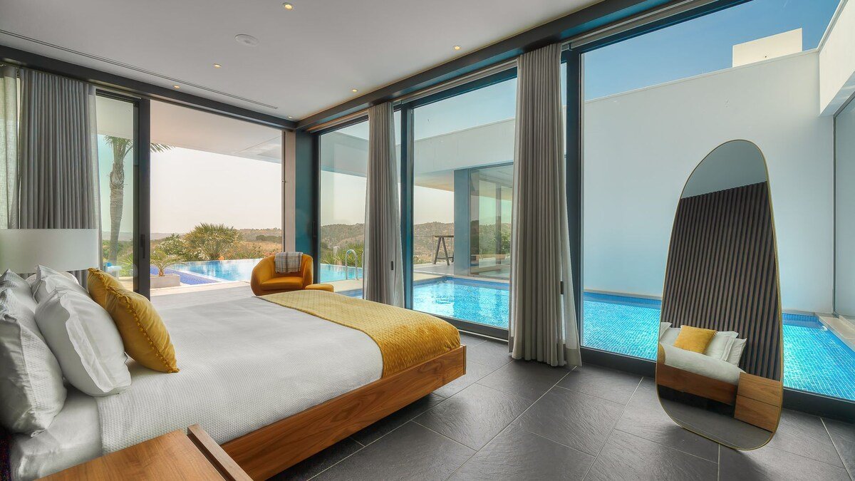 Villa Sernadinha in Lagos by LovelyStay gallery image 3