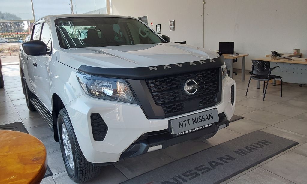 NISSAN NAVARA 2.5DDTI SE  for Sale in South Africa