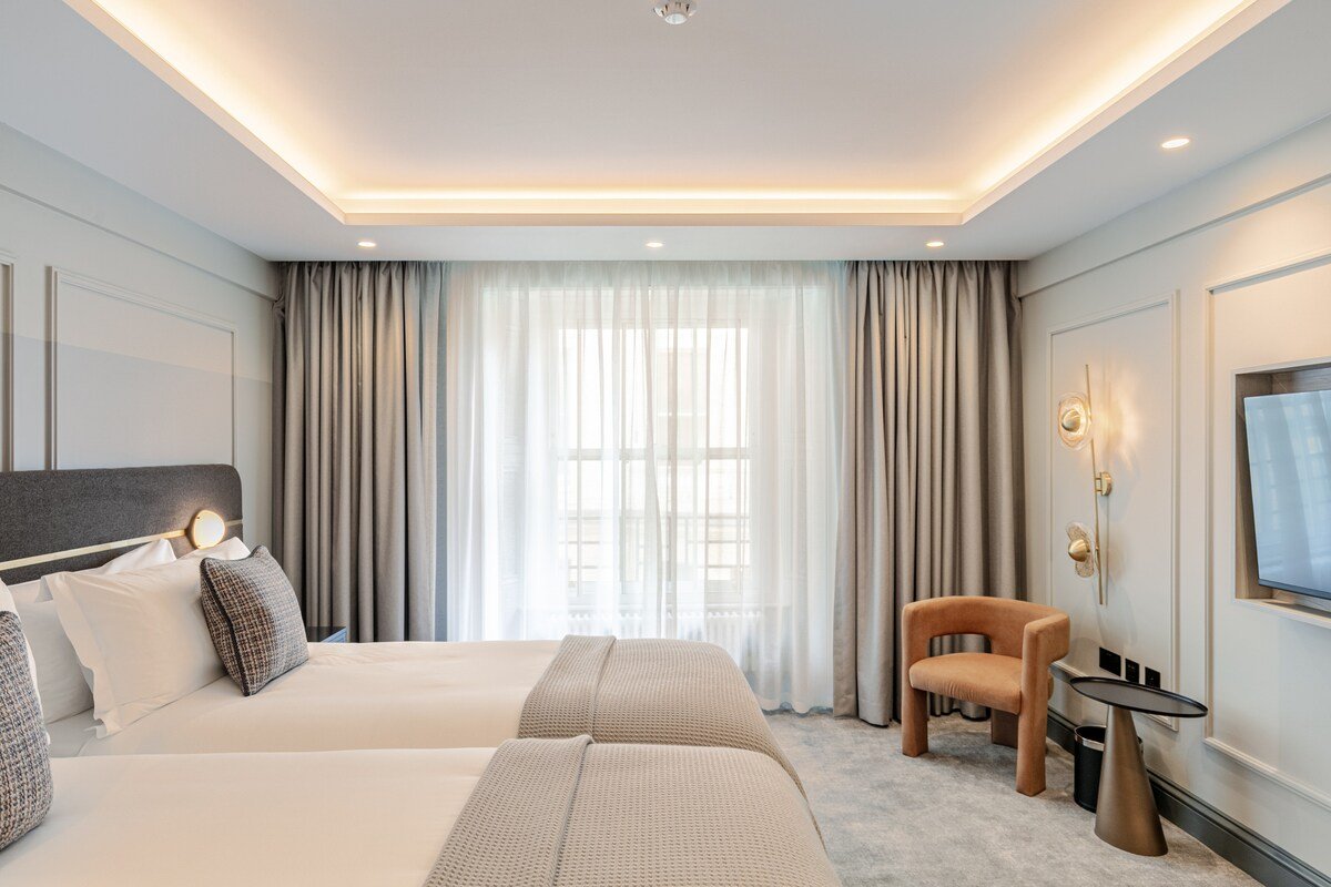 Deluxe Two-Bedroom Apartments gallery image 4