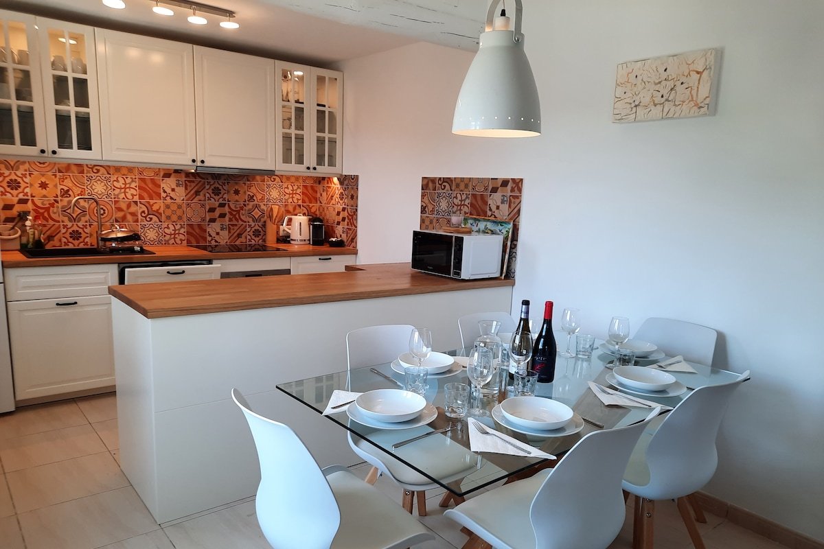 Begur: Private villa & pool. Ideal for families. gallery image 5