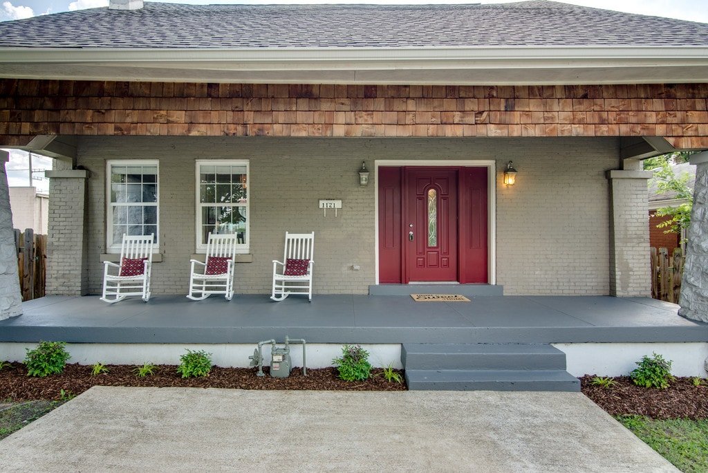 Large Remodeled Home Close to Downtown! gallery image 5