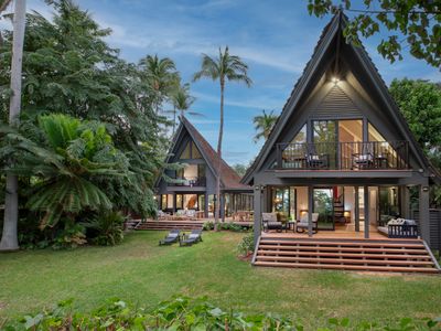Beachfront Hui Pu w/ Gardens