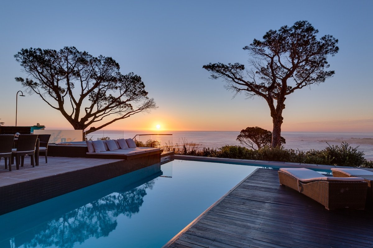Serenity 18 Ronald Road Camps Bay (Views & Solar) gallery image 5