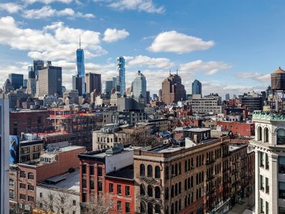 Stunning NYC Views! Free Gym! Doorman! Terrace!