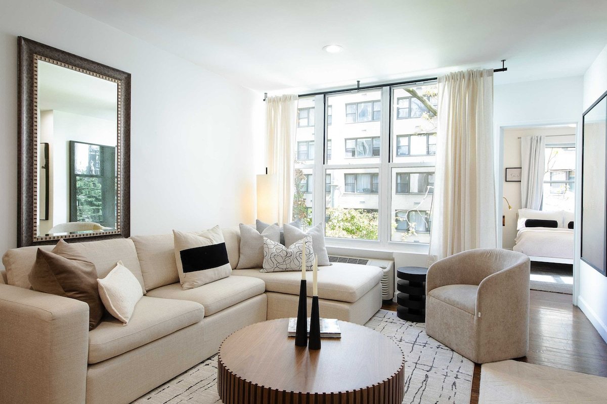 The Diplomat #3 – Boutique Designer Home gallery image 5