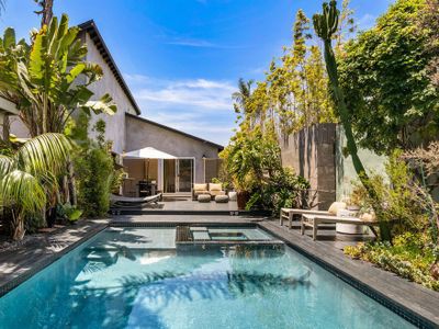 Pool House Oasis Close to Venice & Marina