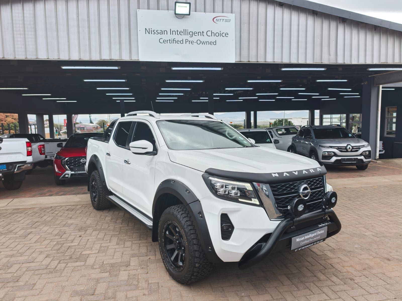 NISSAN NAVARA 2.5DDTI L for Sale in South Africa