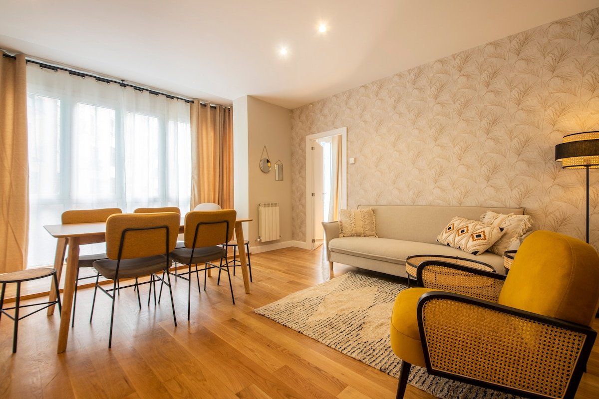 Lujo y comodidad: tu refugio con estilo y amplitud gallery image 2