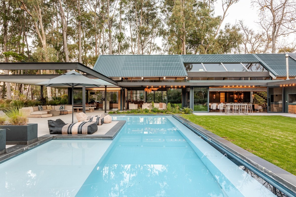 Contemporary Luxury Home in Constantia