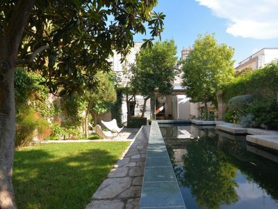 Abitazione di pregio con piscina vicino al mare