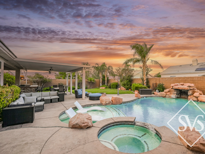 KC Happy Oasis 5BR/4BA Home w/ Theater & Pool