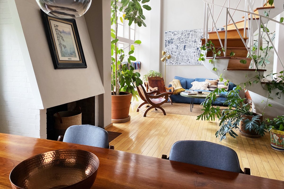 Stunning and Spacious in the Heart of Cibeles! gallery image 4