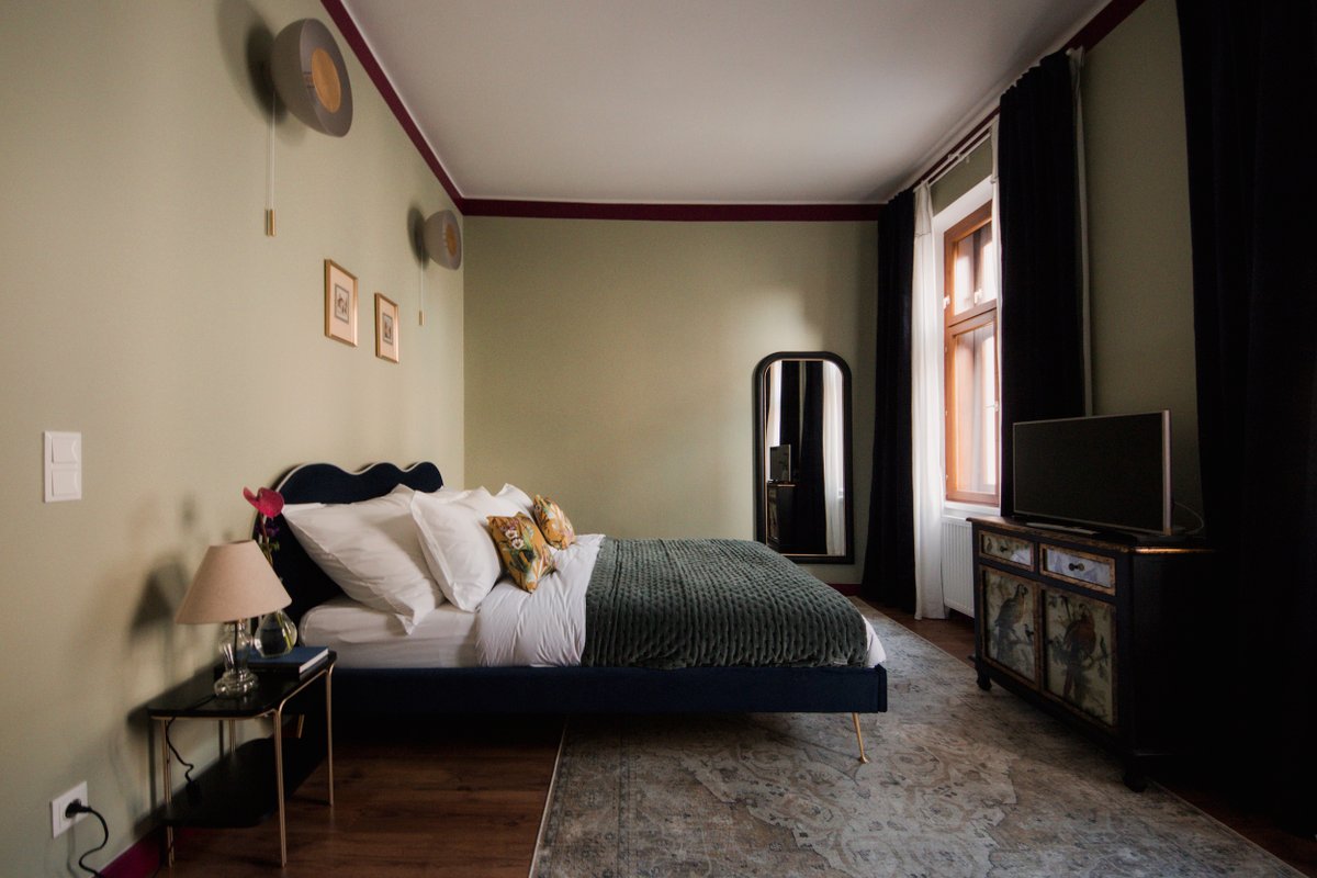 A beautiful Viennese Villa – spacious & cosy