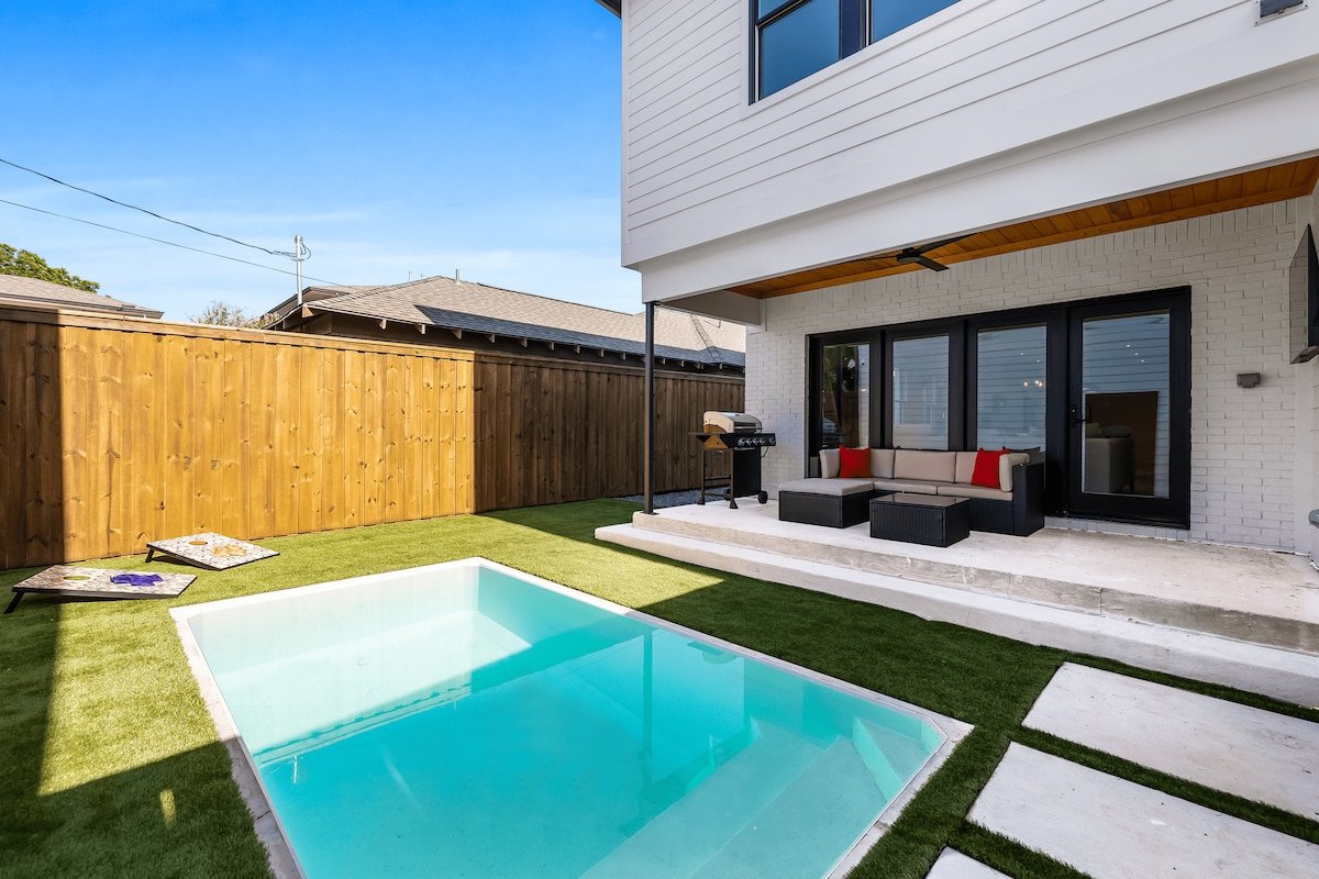 Luxury Modern Home – The Greenville gallery image 2