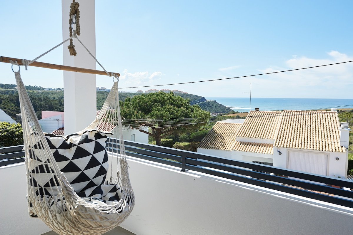 Ribeira D’Ilhas Surfhouse gallery image 2