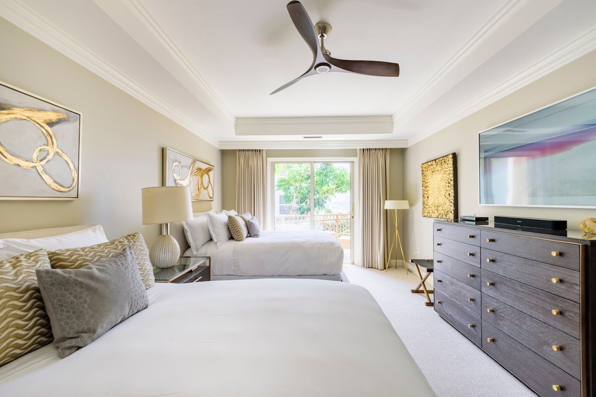 Ritz-Carlton Condo by RC Cayman Residences Rentals gallery image 4