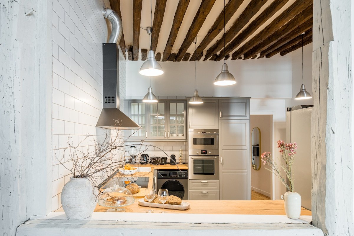 Superchic apartment gallery image 5