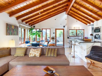 The Paradise Hot-Tub Treehouse