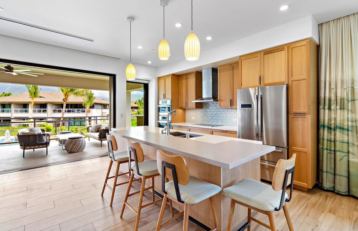 Maui Resort Rentals: Luana Garden Villas 17D gallery image 5