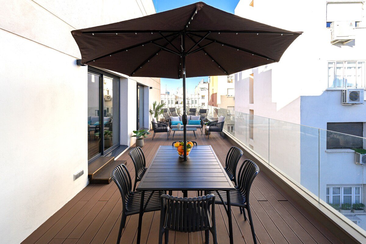 GYA – Terrace, 2 Bathrooms, In the Center, Enjoy! gallery image 4