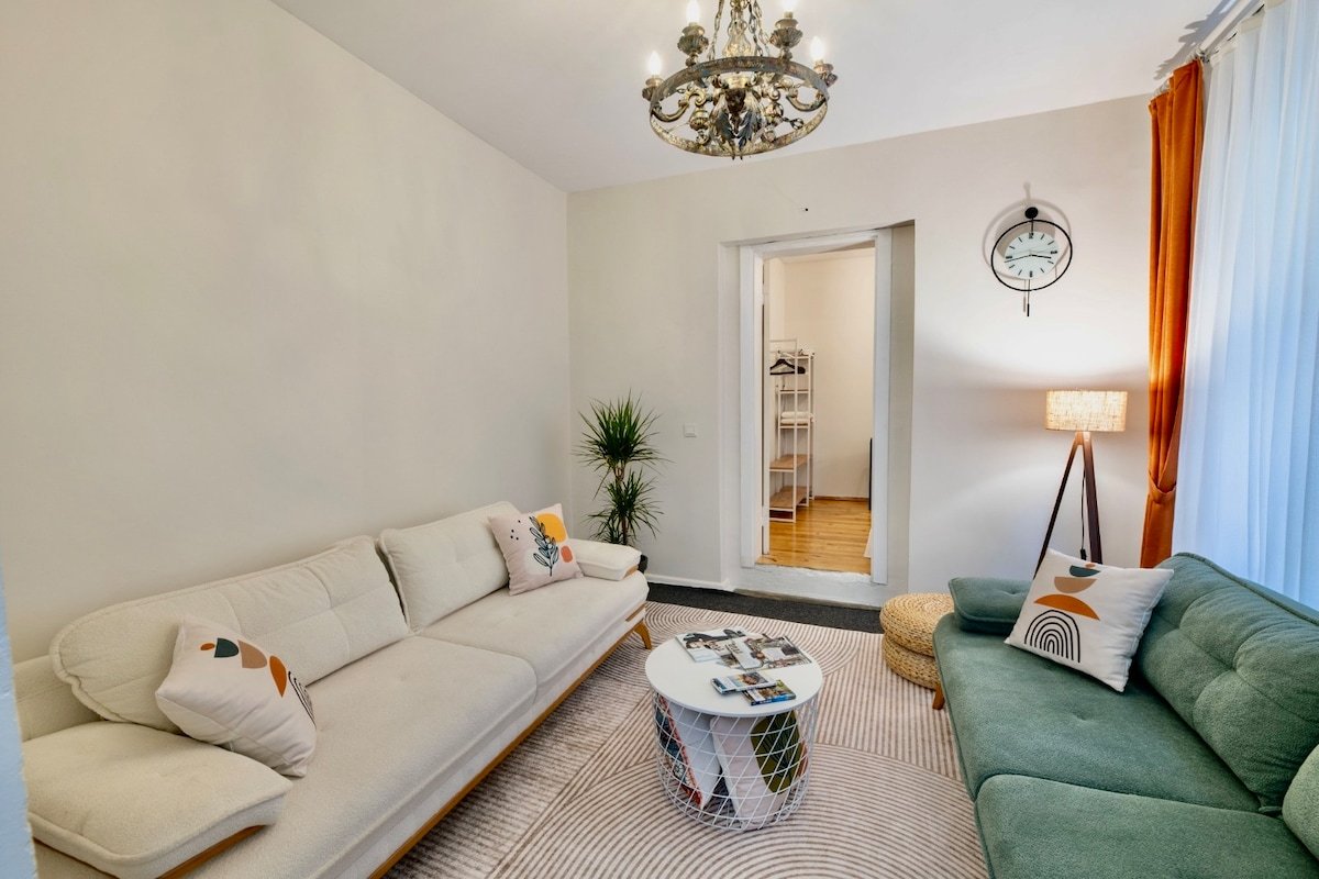 Central 5 BR,5Bath,6AC Triplex Near Galata Tower gallery image 5