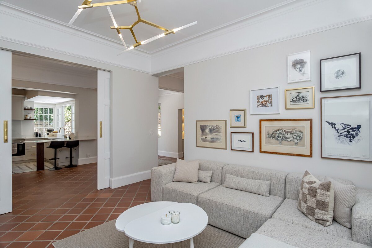 Newly Renovated Heritage Home gallery image 5