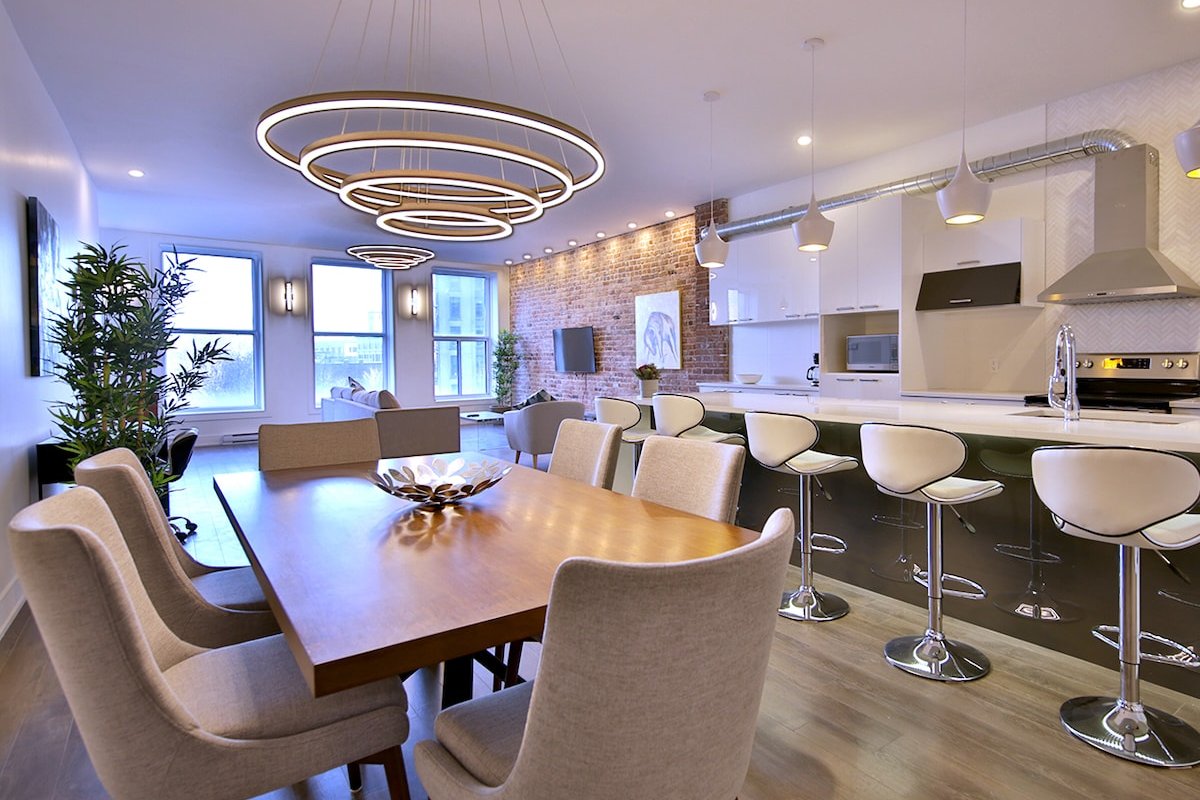 Deluxe 3 bedroom Condo♥Old Port♥Private terrace gallery image 5