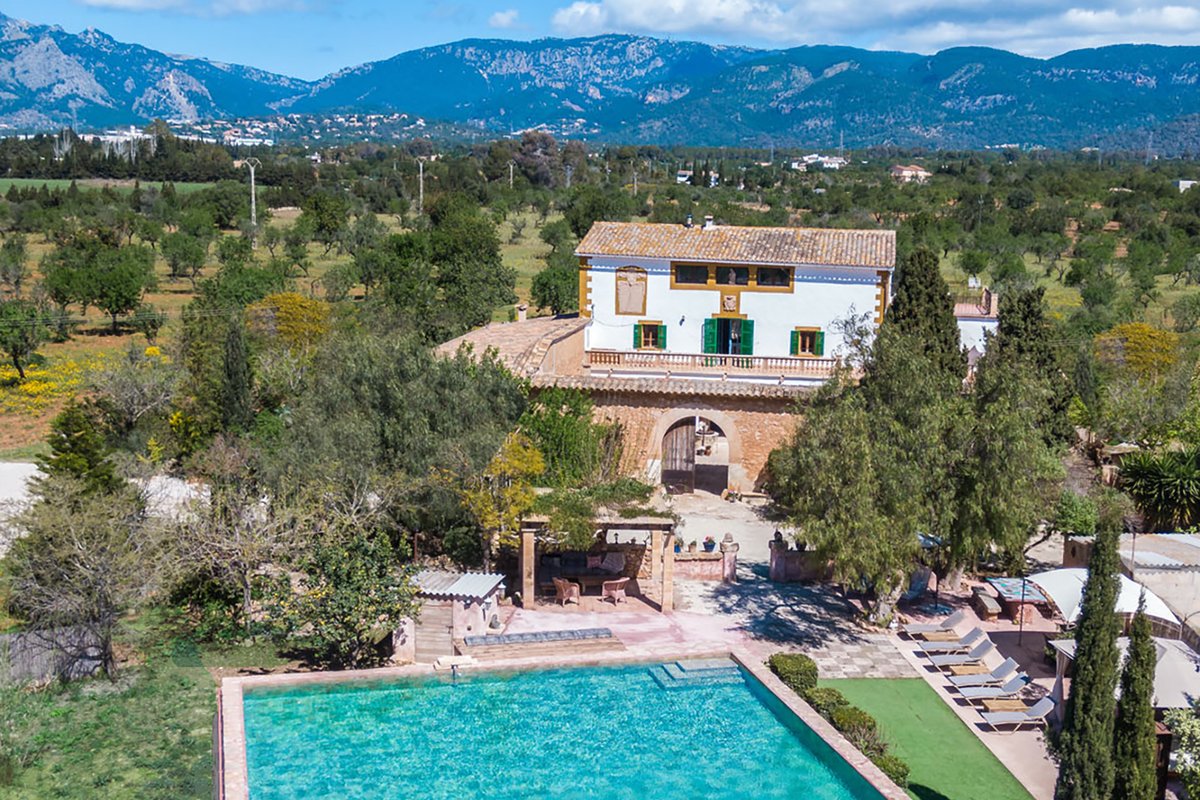 Exclusive luxury Finca Palma area pool aircon-WIFI