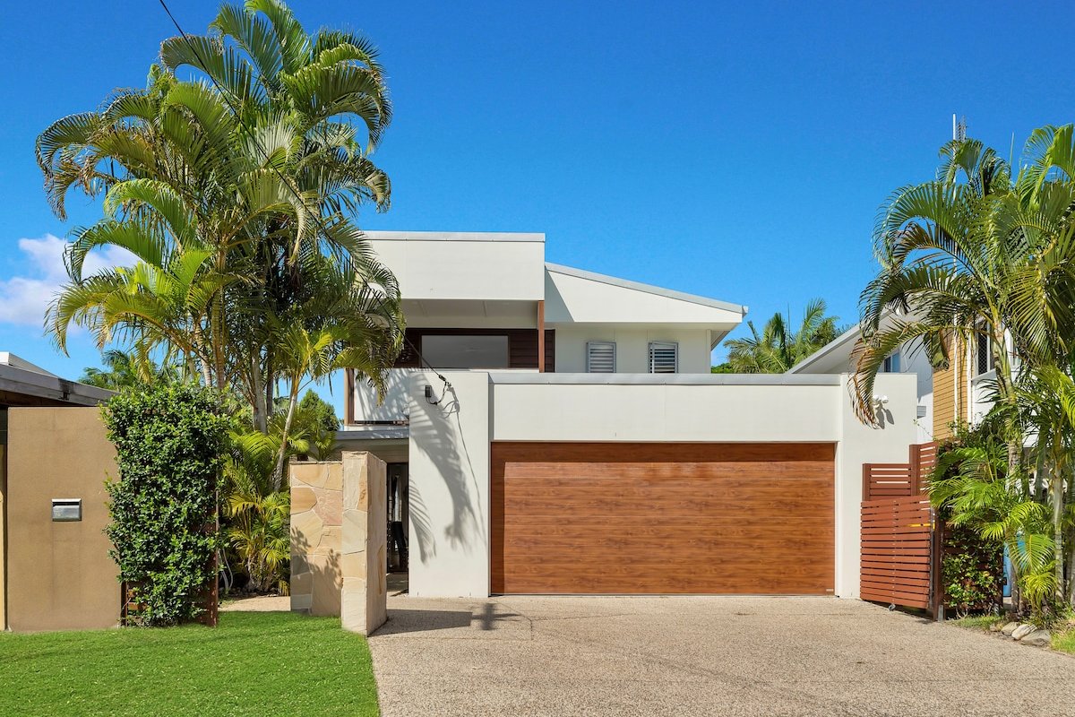 Alkadema @ Moffat gallery image 2