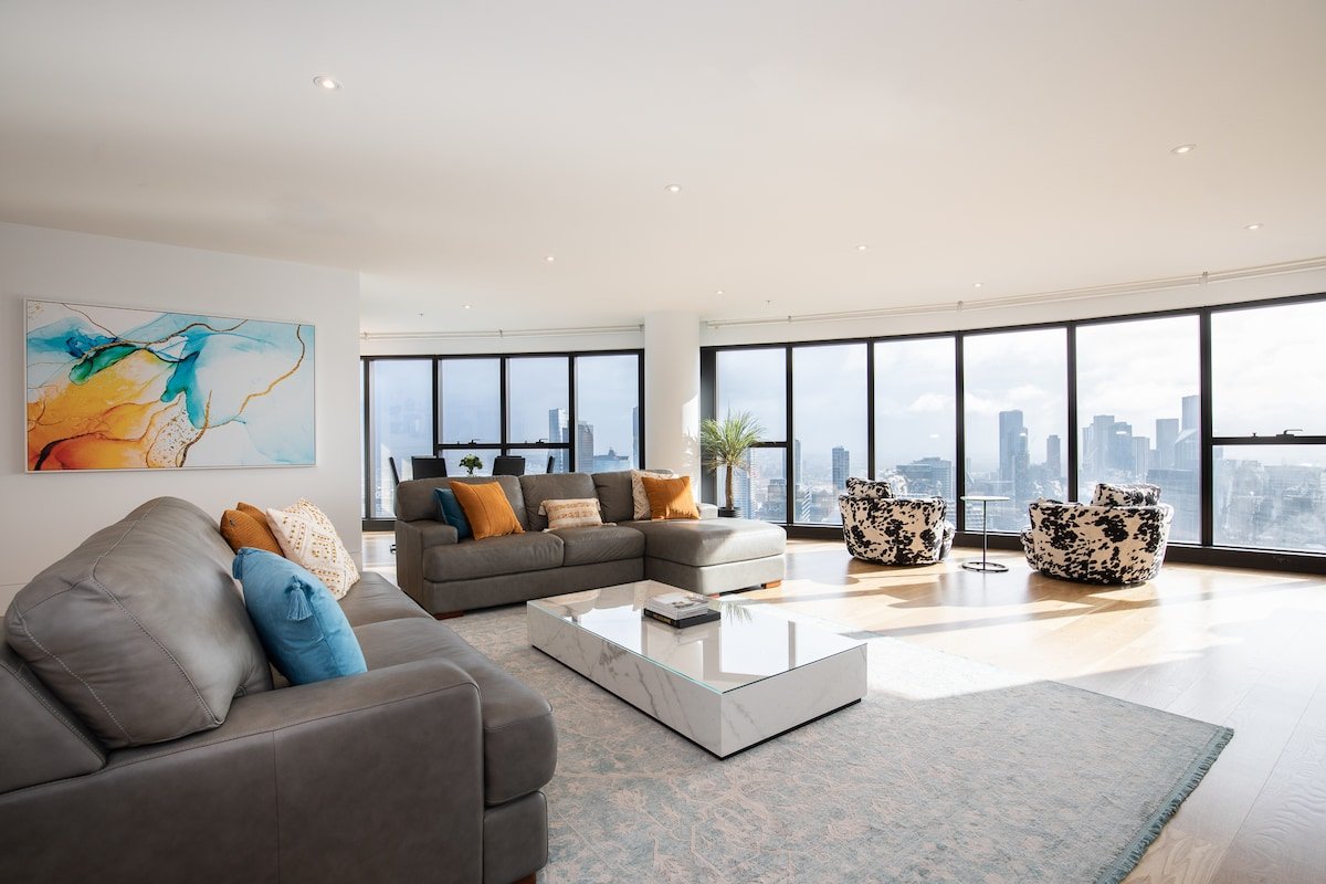 Prima Luxe- The Jewel In Melbourne’s Crown gallery image 2