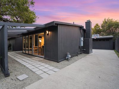 Malibu Beach House by Stay Awhile Villas