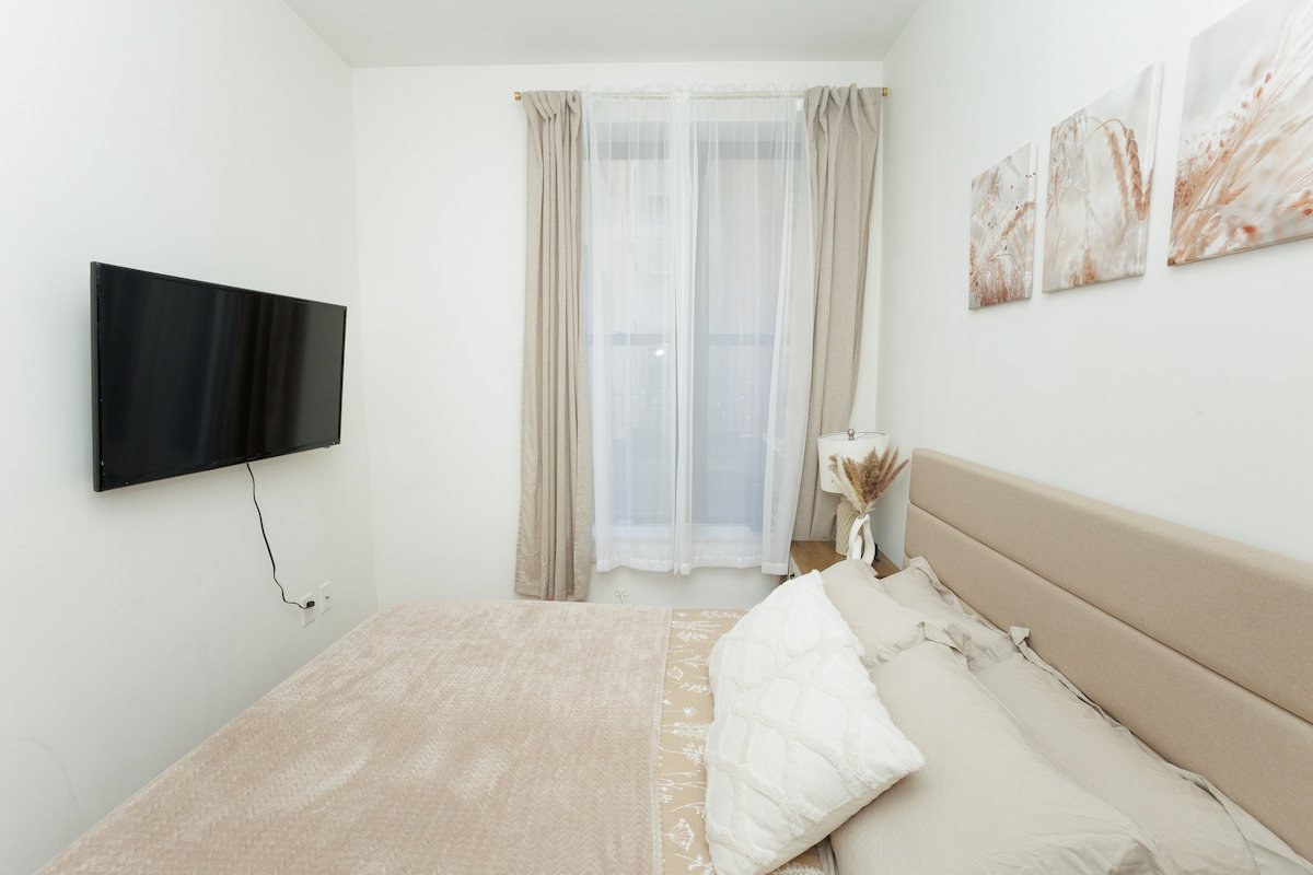 New York City 5-Bed Suite C gallery image 5