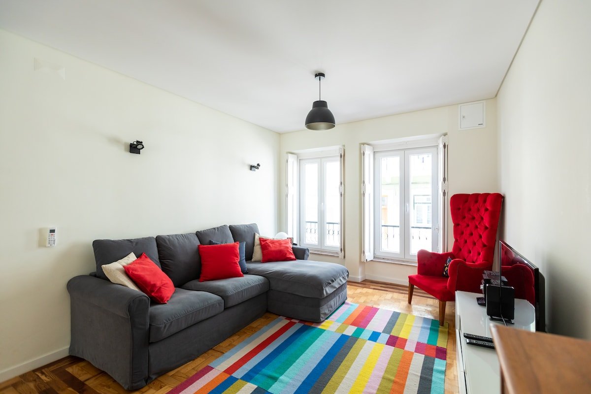 Ambassador Relaxing Pool in Belém gallery image 4