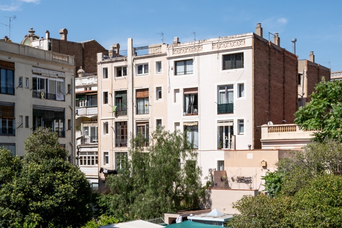 Bright and quiet Duplex apartment gallery image 5