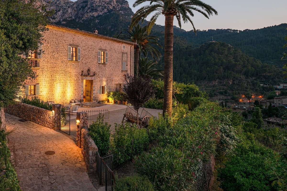Deià Villa – Near Belmond La Residencia gallery image 2