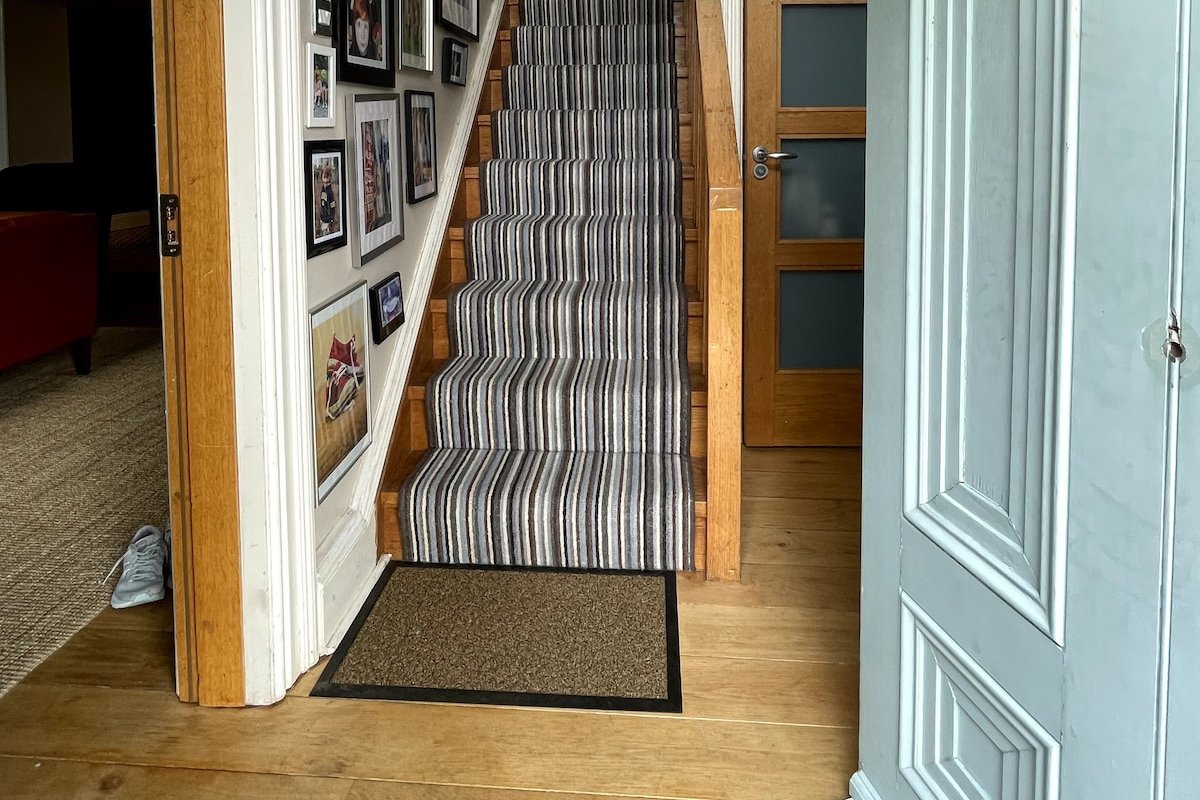 Large Georgian house close to Dublin City Center gallery image 2