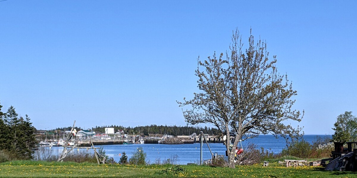 Stanley Beach House gallery image 5